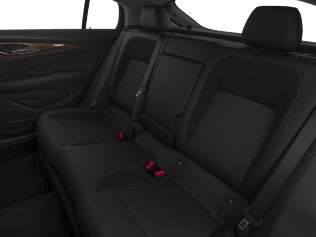 2018 Buick Regal Sportback 4dr Sdn Essence AWD