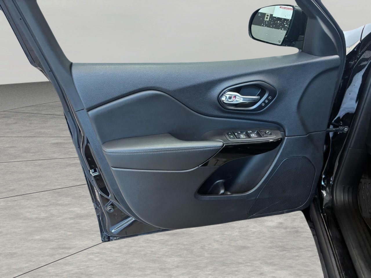 2023 Jeep Cherokee Altitude Lux 4x4
