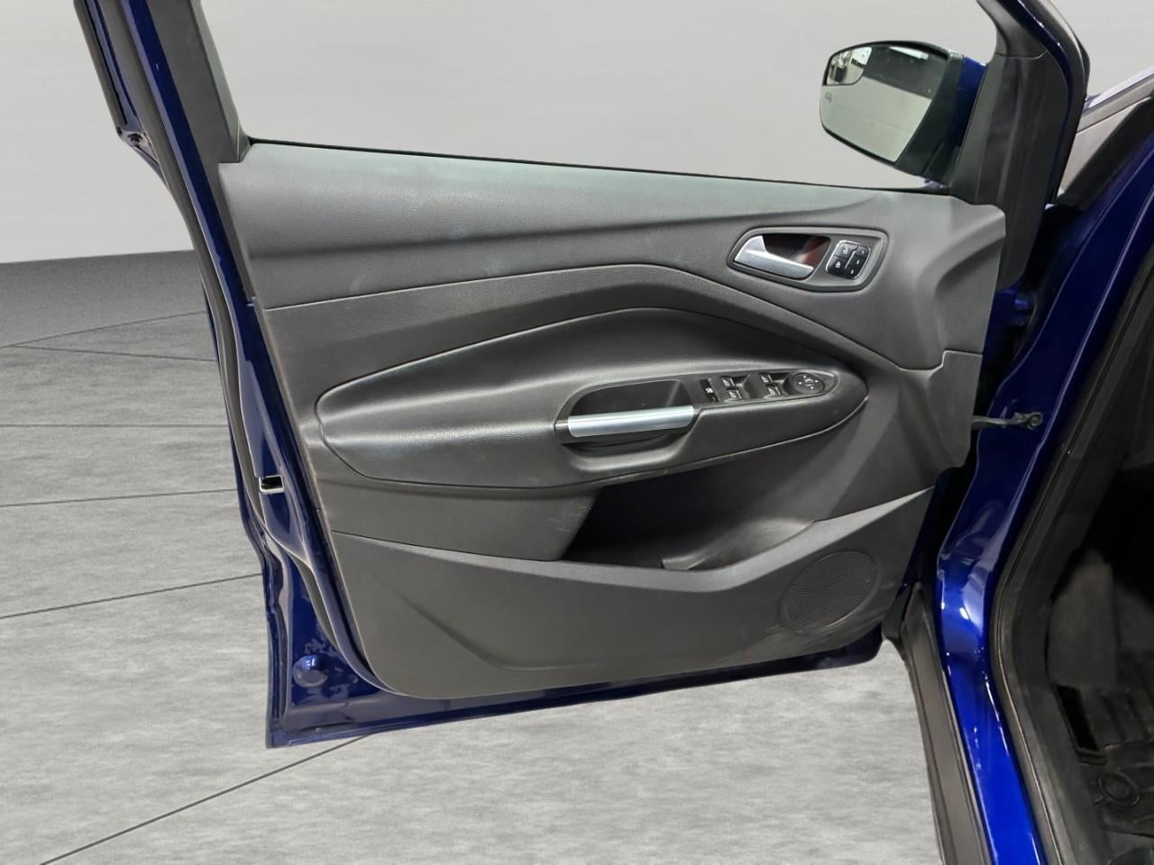 2016 Ford Escape 4WD 4dr Titanium