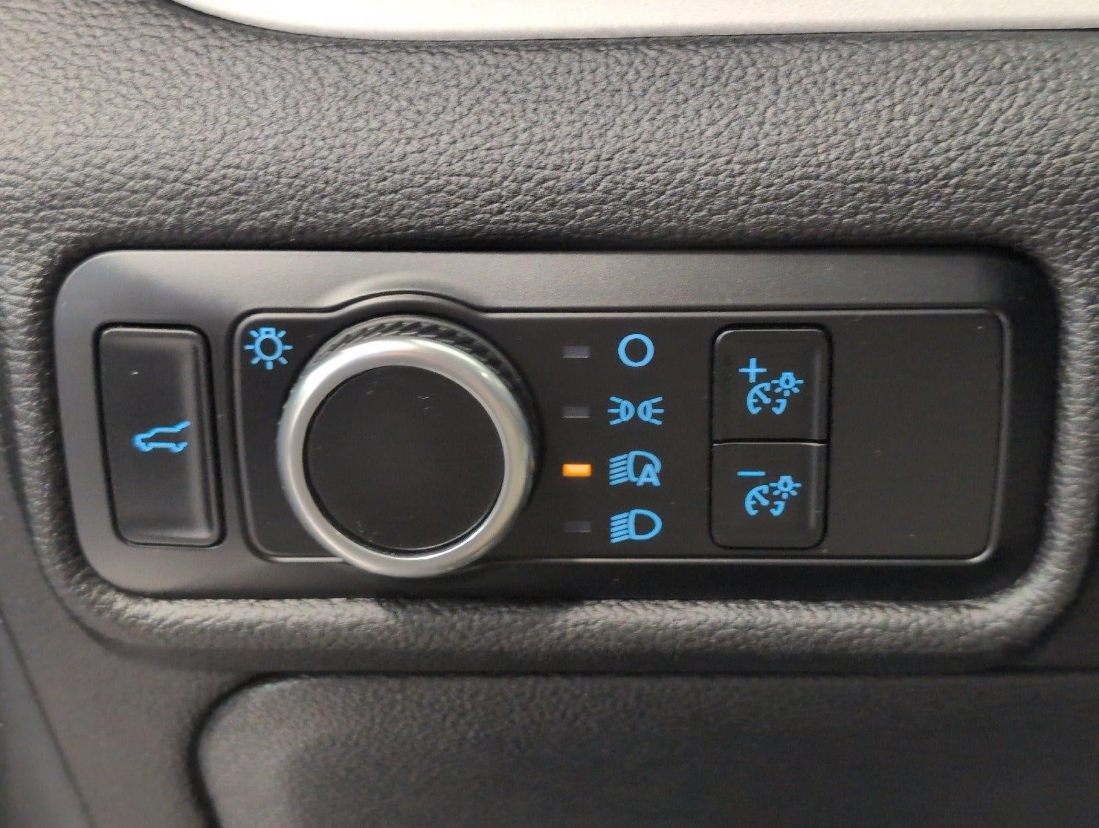 2023 Ford Explorer XLT 4WD