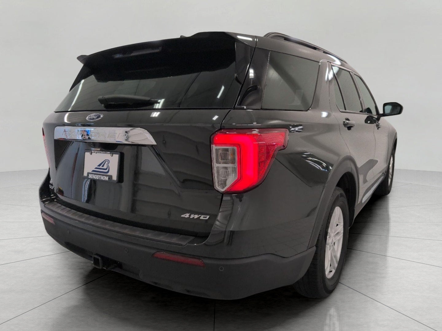 2023 Ford Explorer XLT 4WD