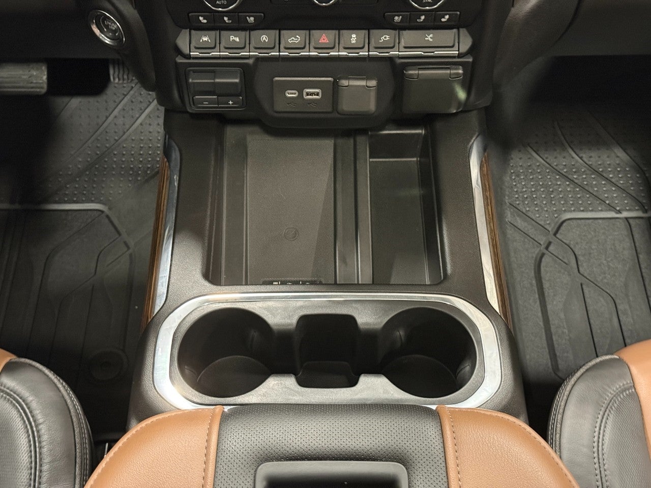 2020 Chevrolet Silverado 1500 4WD Crew Cab 147 High Country