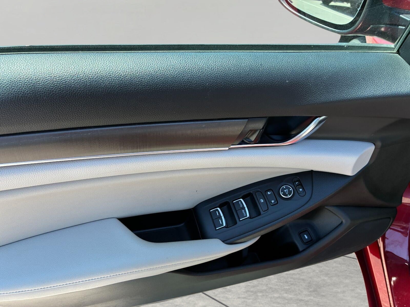 2019 Honda Accord Sedan LX 1.5T CVT