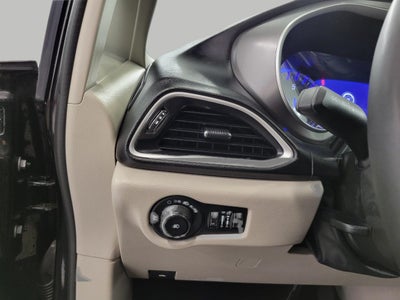 2024 Chrysler Pacifica Touring L FWD