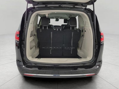 2024 Chrysler Pacifica Touring L FWD