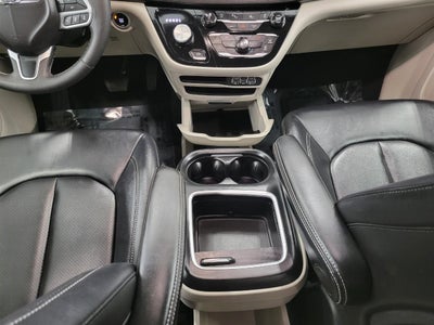 2024 Chrysler Pacifica Touring L FWD