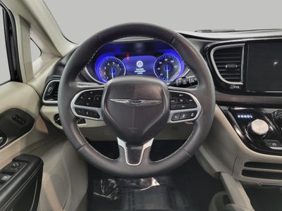2024 Chrysler Pacifica Touring L FWD