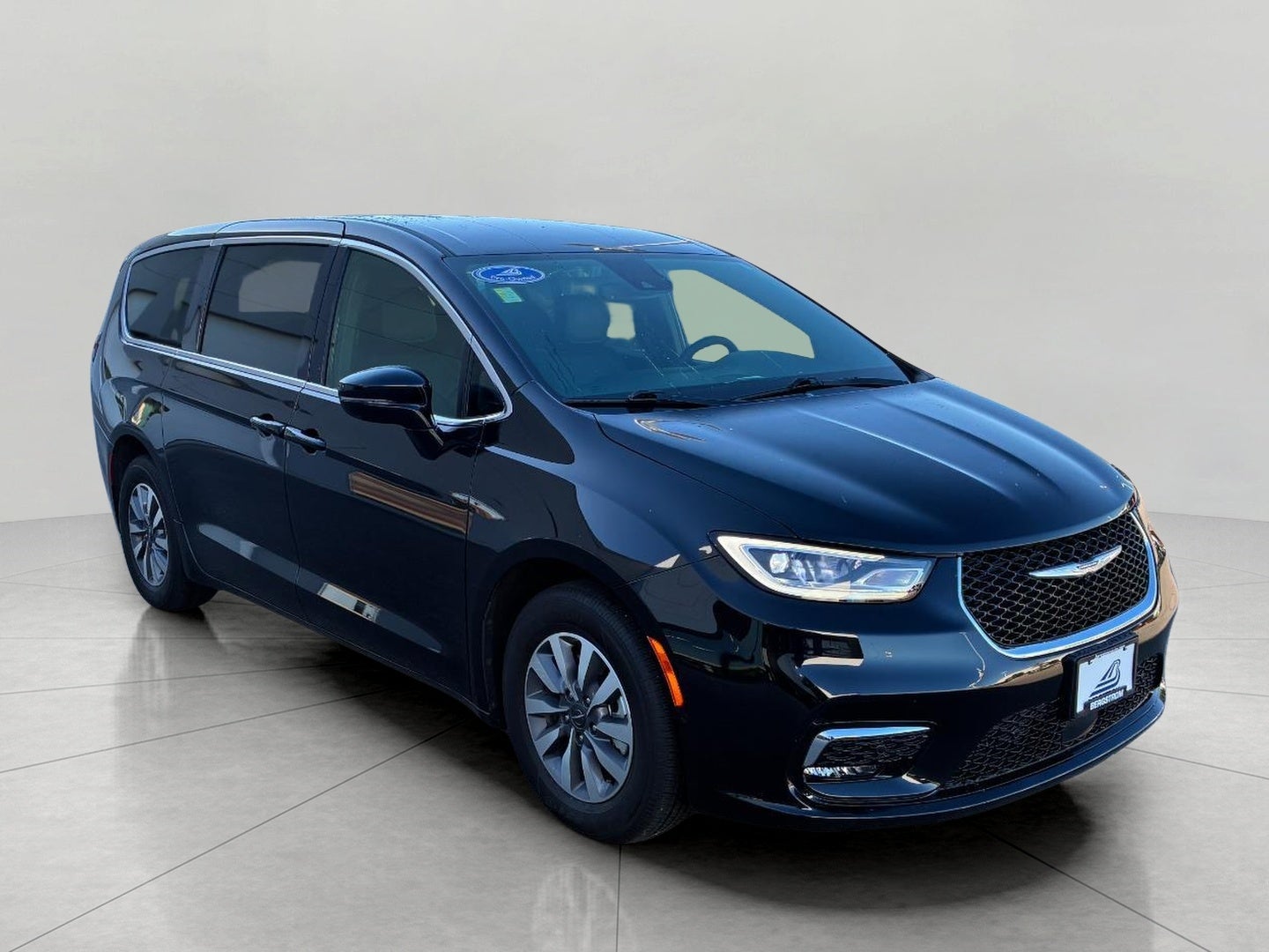 2025 Chrysler Pacifica Hybrid Select FWD
