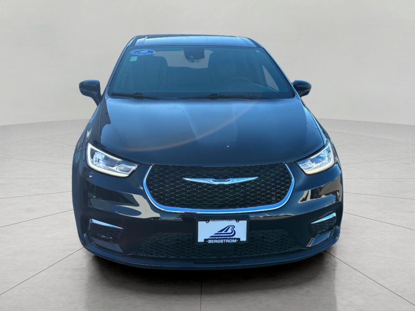 2025 Chrysler Pacifica Hybrid Select FWD