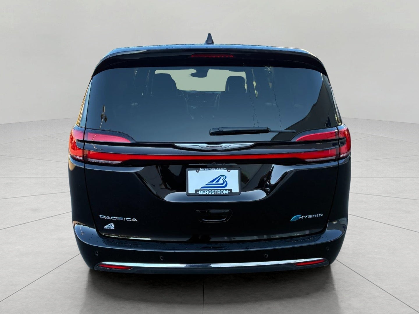 2025 Chrysler Pacifica Hybrid Select FWD