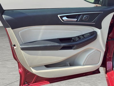2017 Ford Edge Titanium FWD