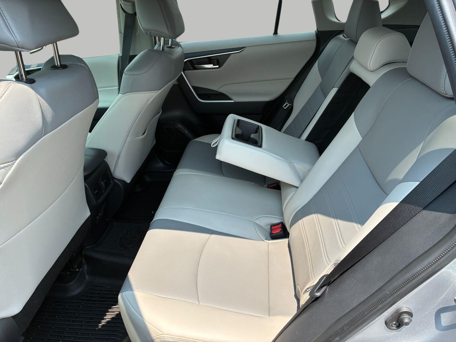 2025 Toyota RAV4 XLE Premium AWD