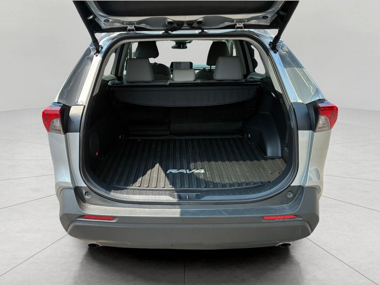 2025 Toyota RAV4 XLE Premium AWD