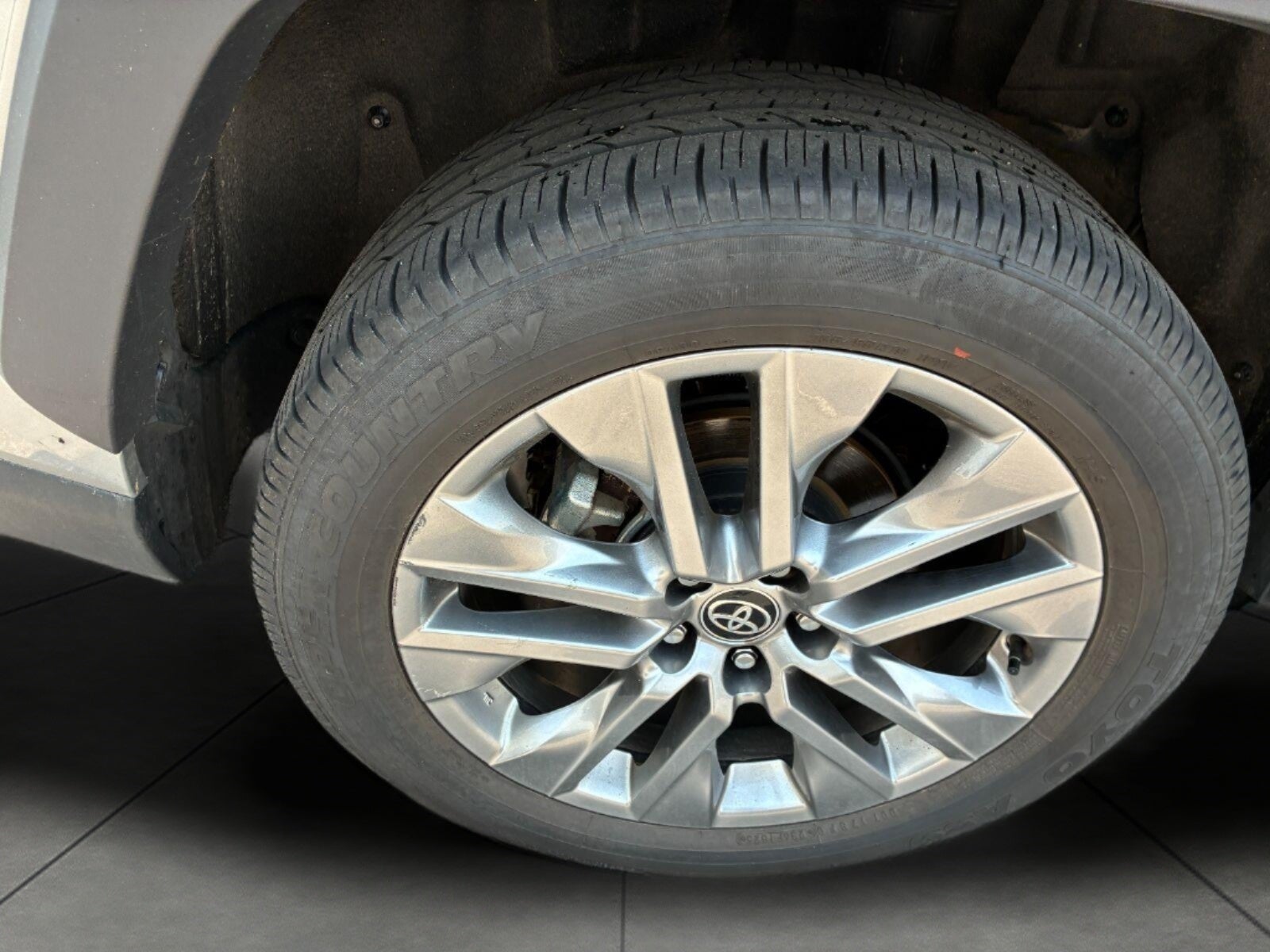 2025 Toyota RAV4 XLE Premium AWD