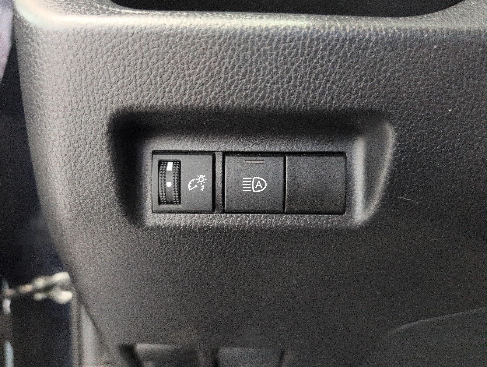 2025 Toyota RAV4 XLE AWD