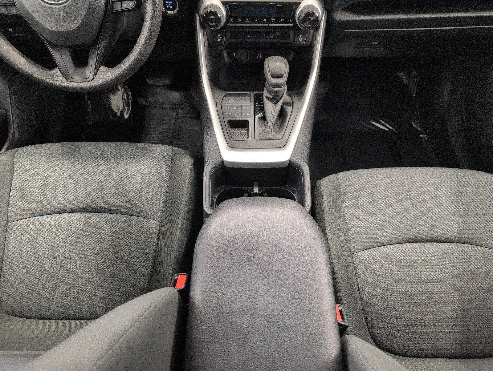 2025 Toyota RAV4 XLE AWD