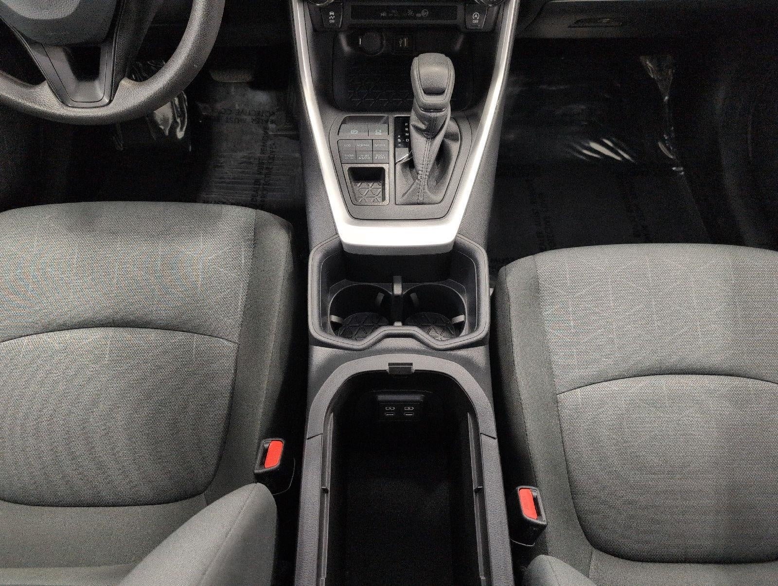 2025 Toyota RAV4 XLE AWD