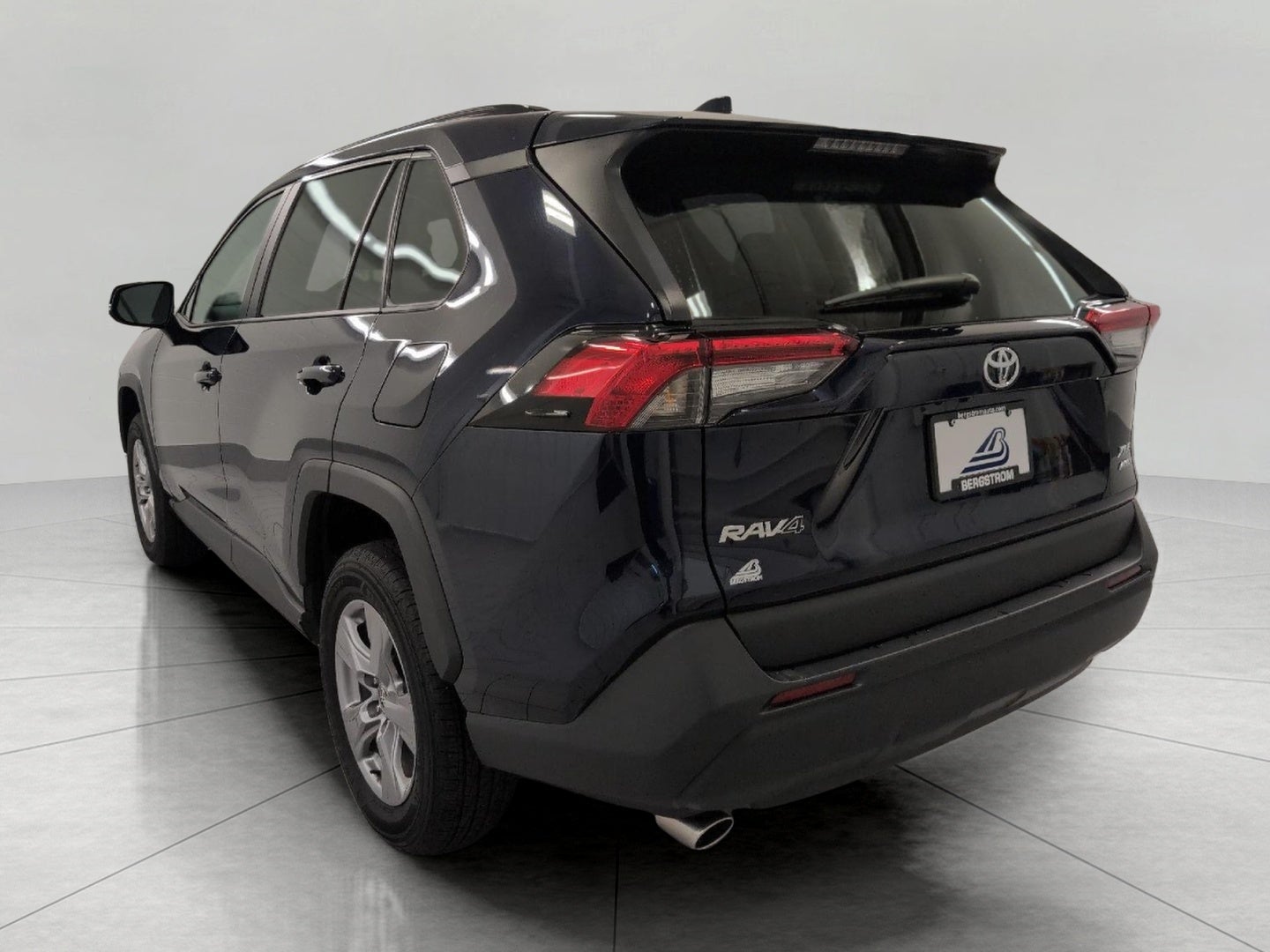 2025 Toyota RAV4 XLE AWD