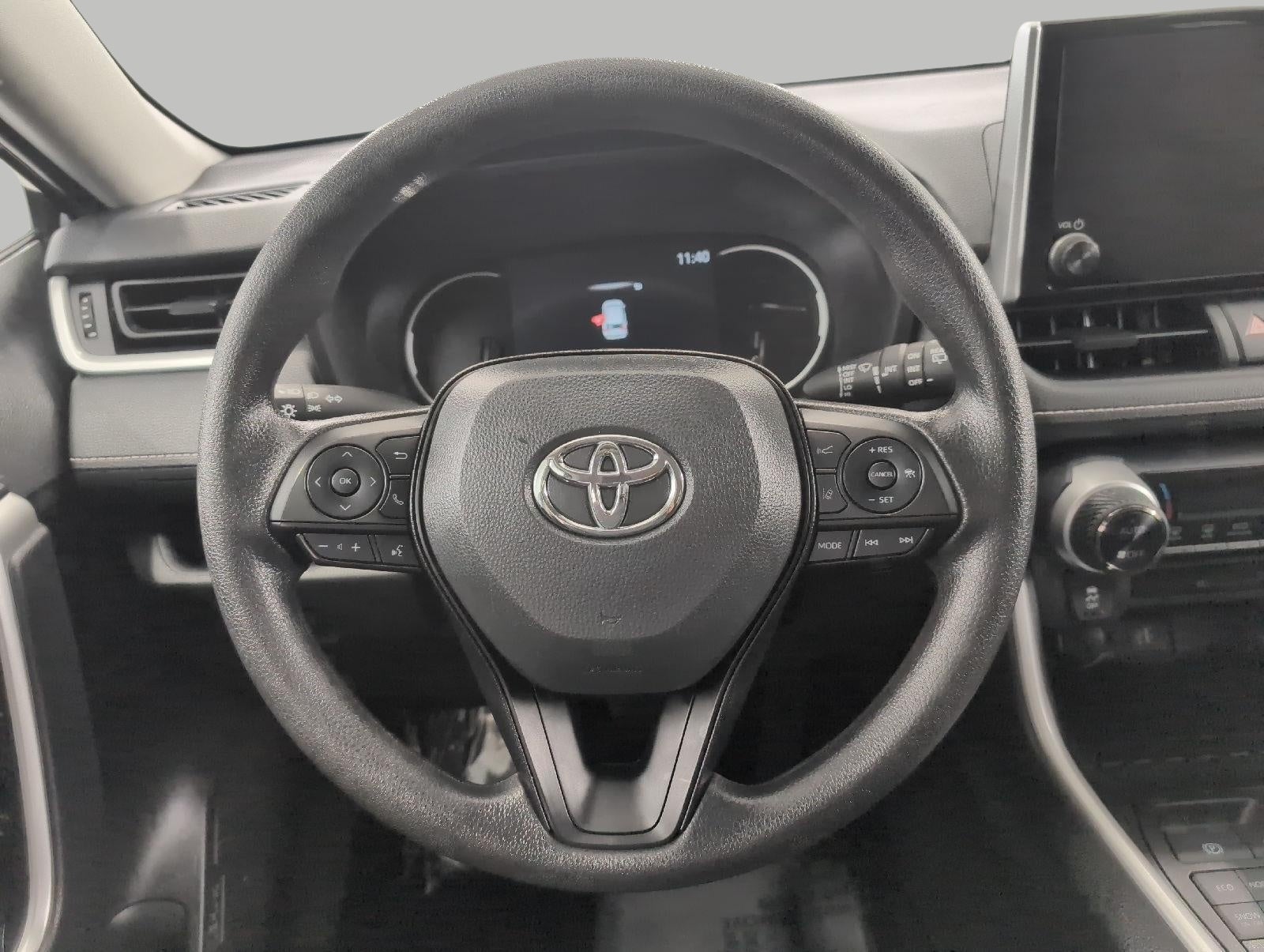 2025 Toyota RAV4 XLE AWD