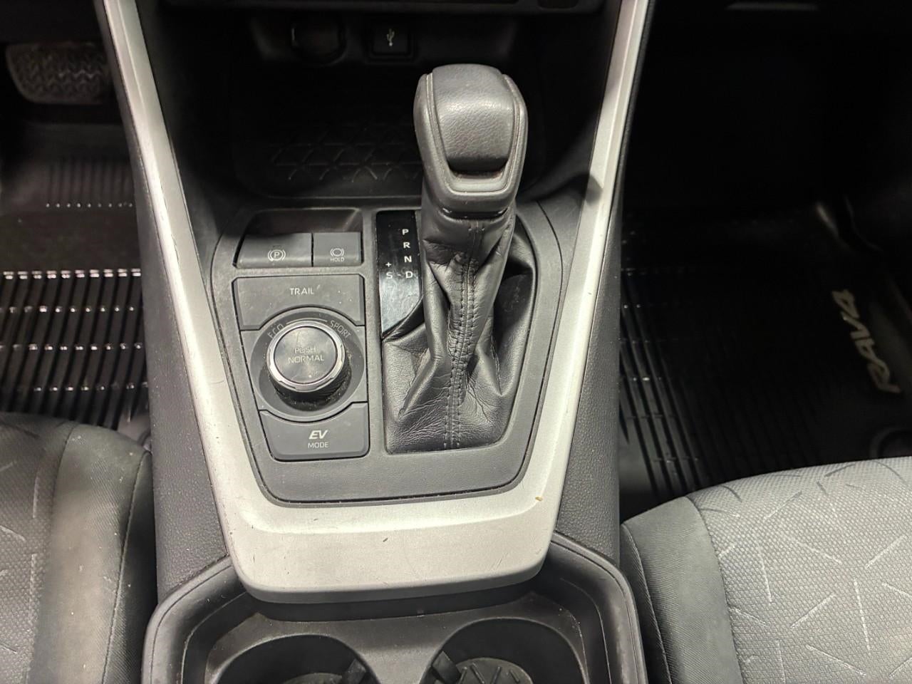 2020 Toyota RAV4 Hybrid XLE AWD