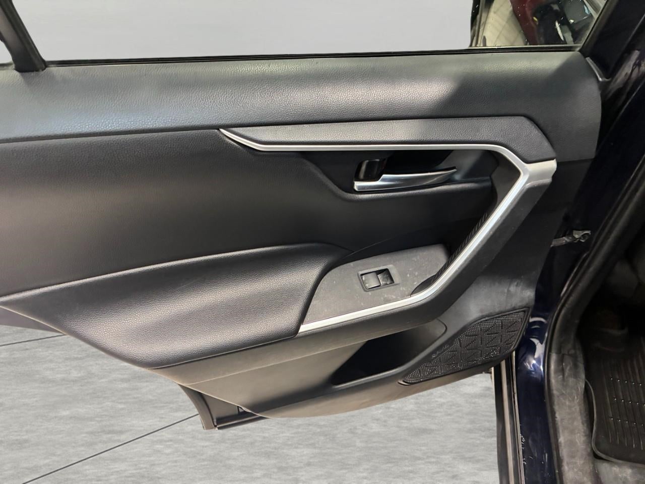 2020 Toyota RAV4 Hybrid XLE AWD