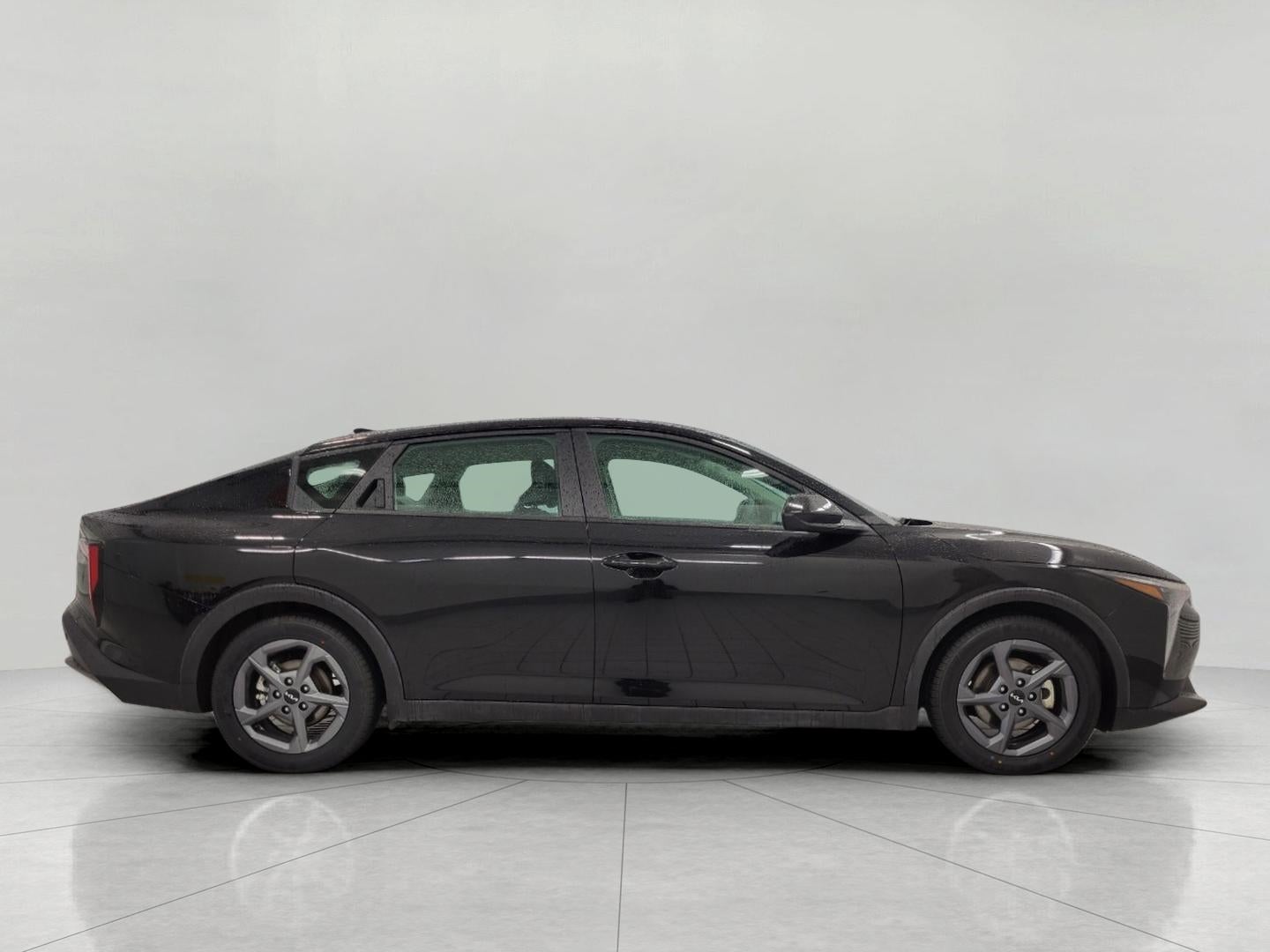 2025 Kia K4 SEDAN