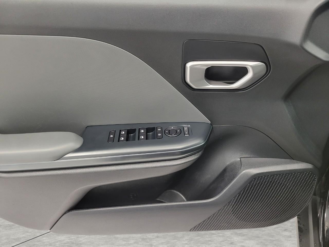 2025 Kia K4 SEDAN