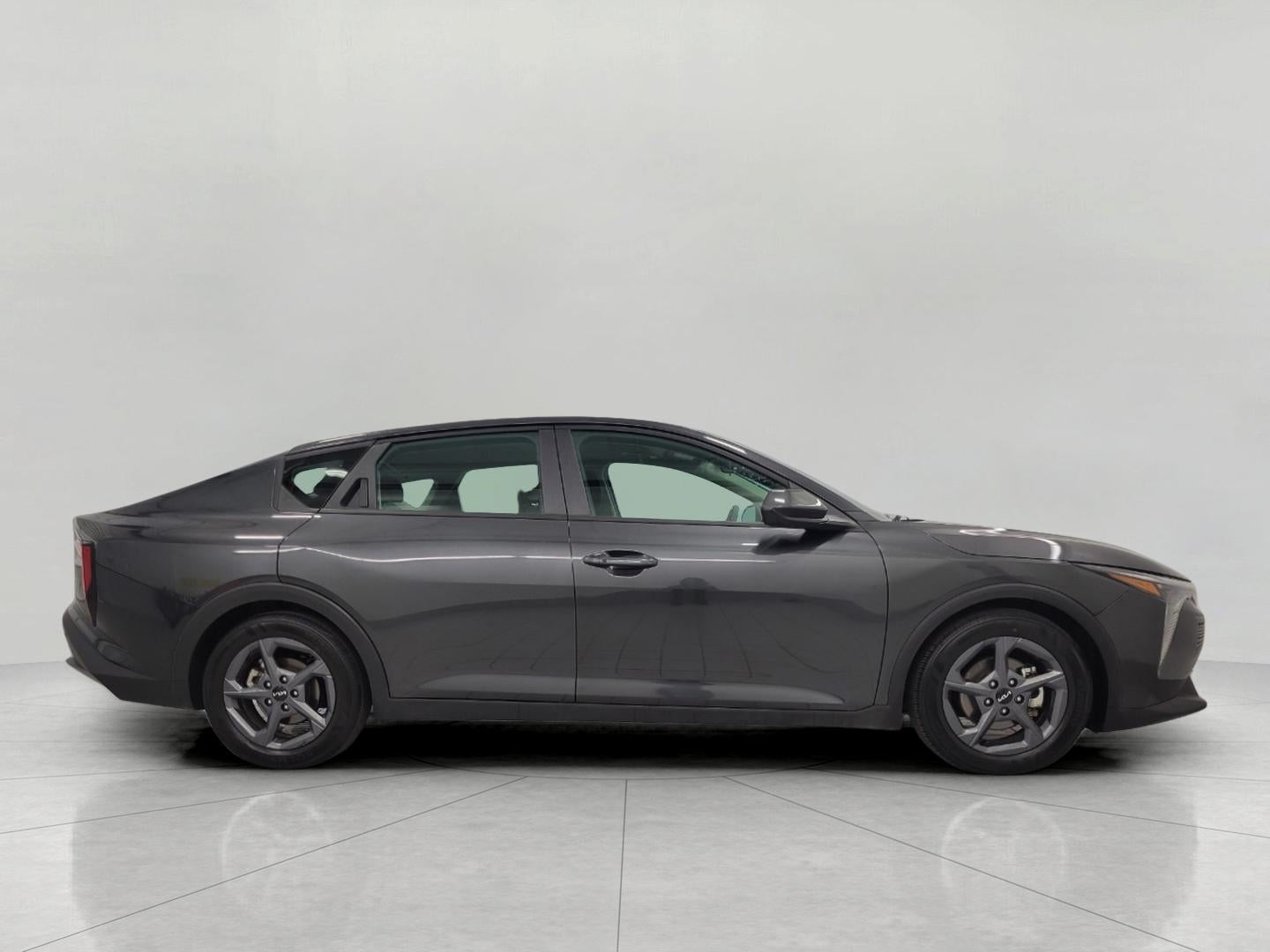 2025 Kia K4 SEDAN