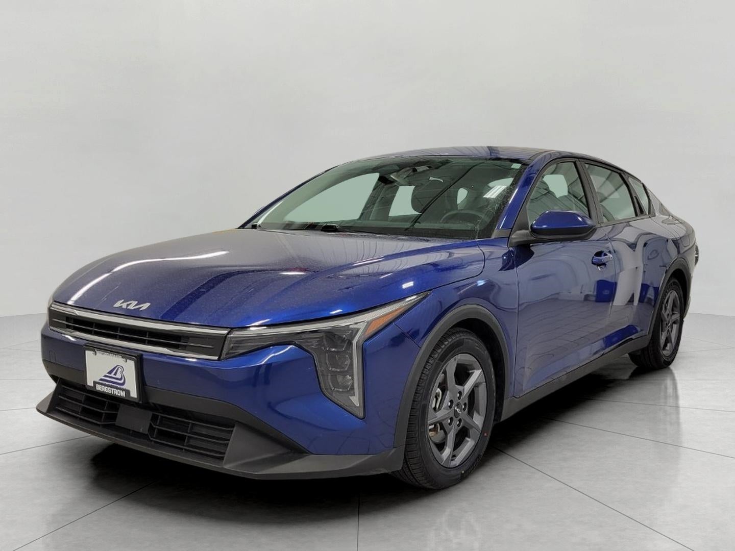 2025 Kia K4 SEDAN