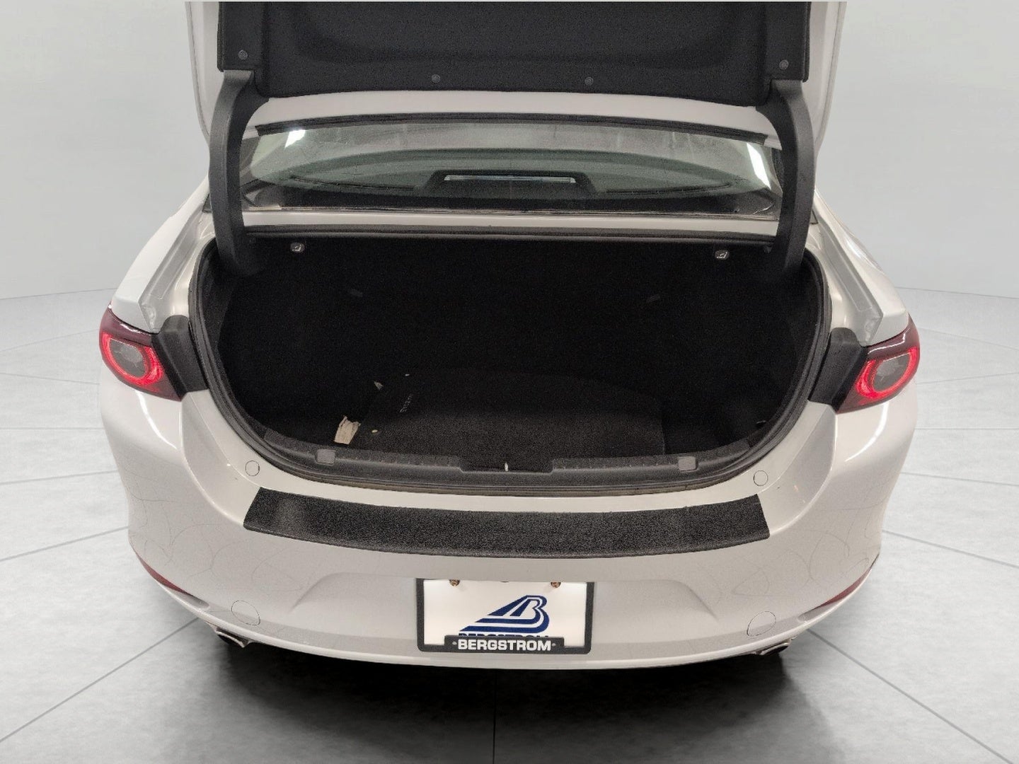 2025 Mazda Mazda3 Sedan 2.5 S Select Sport FWD