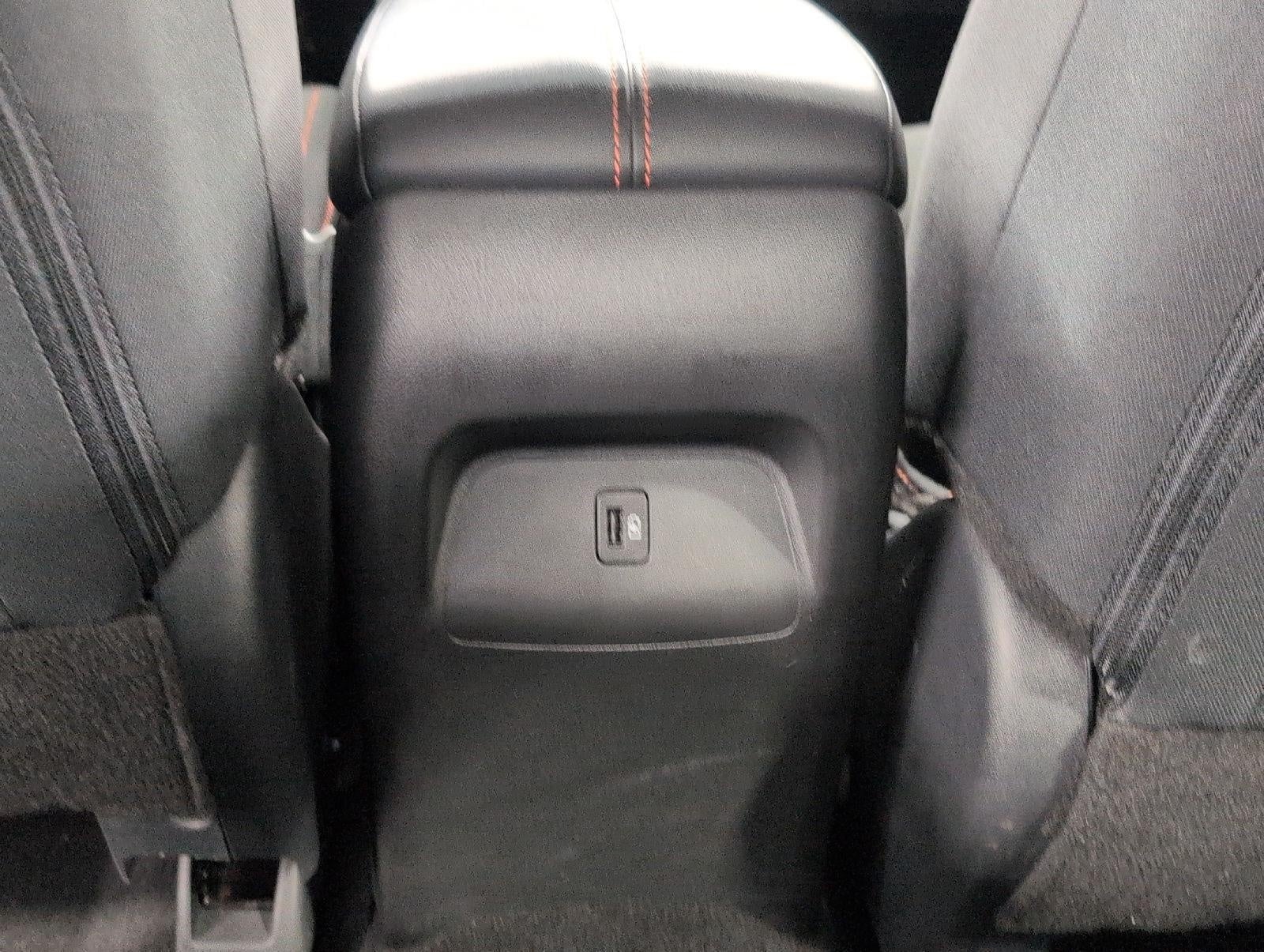 2025 Nissan Sentra SR CVT