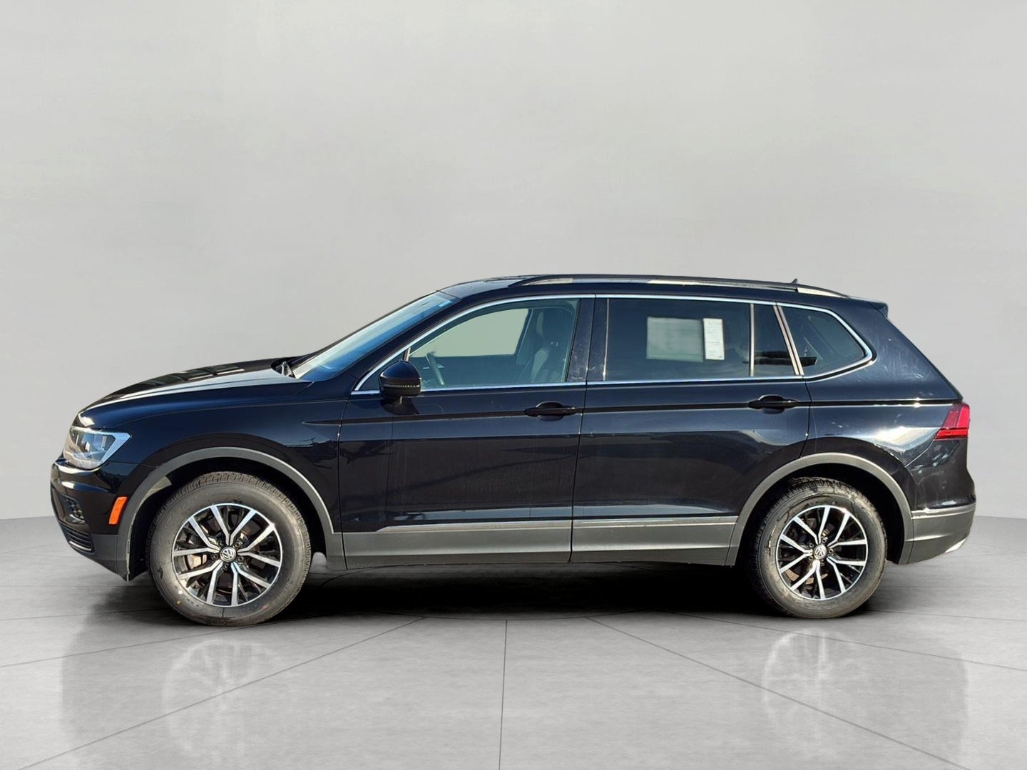 2021 Volkswagen Tiguan 2.0T SE R-Line Black 4MOTION