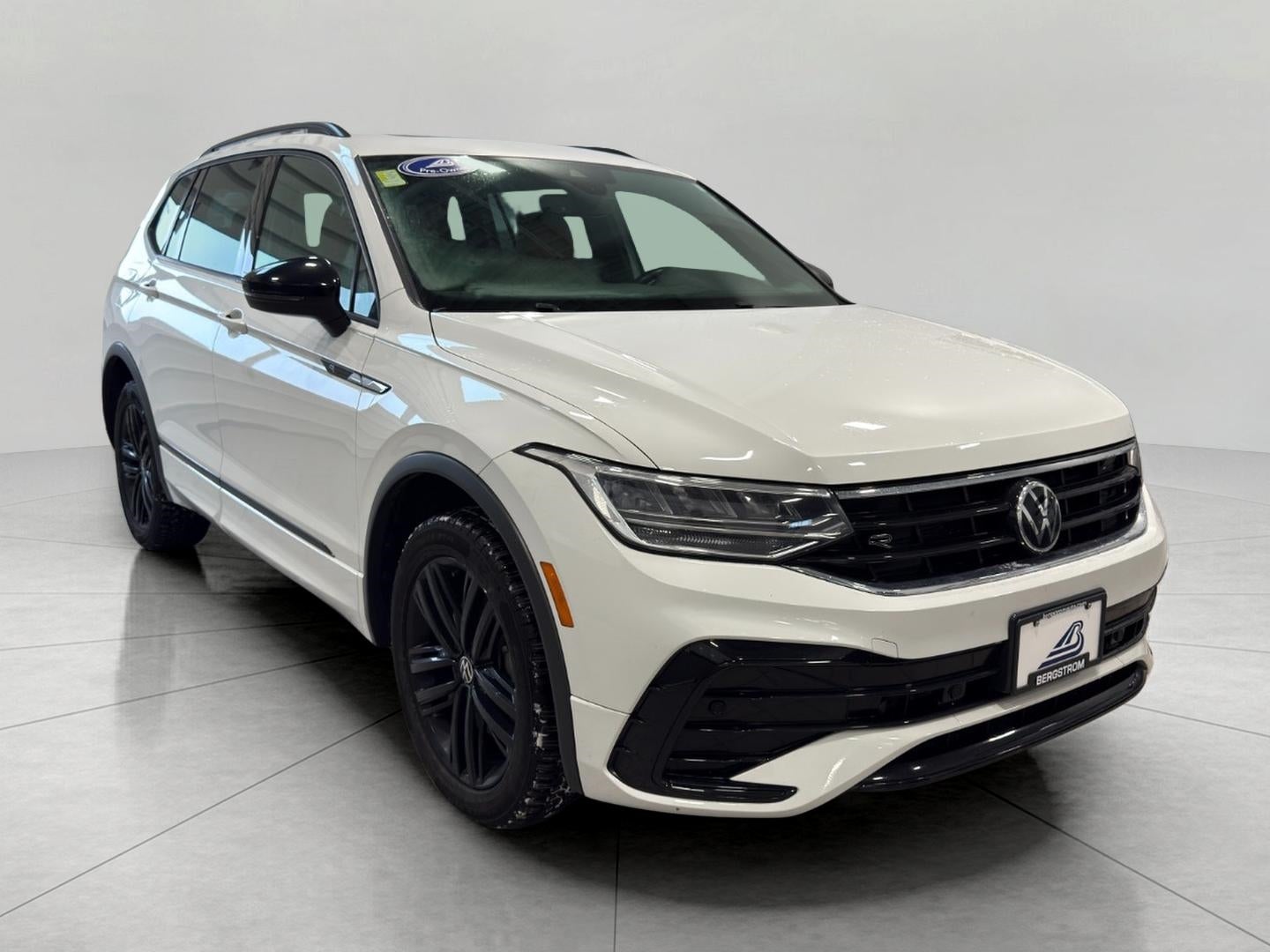 2022 Volkswagen Tiguan 2.0T SE R-Line Black 4MOTION