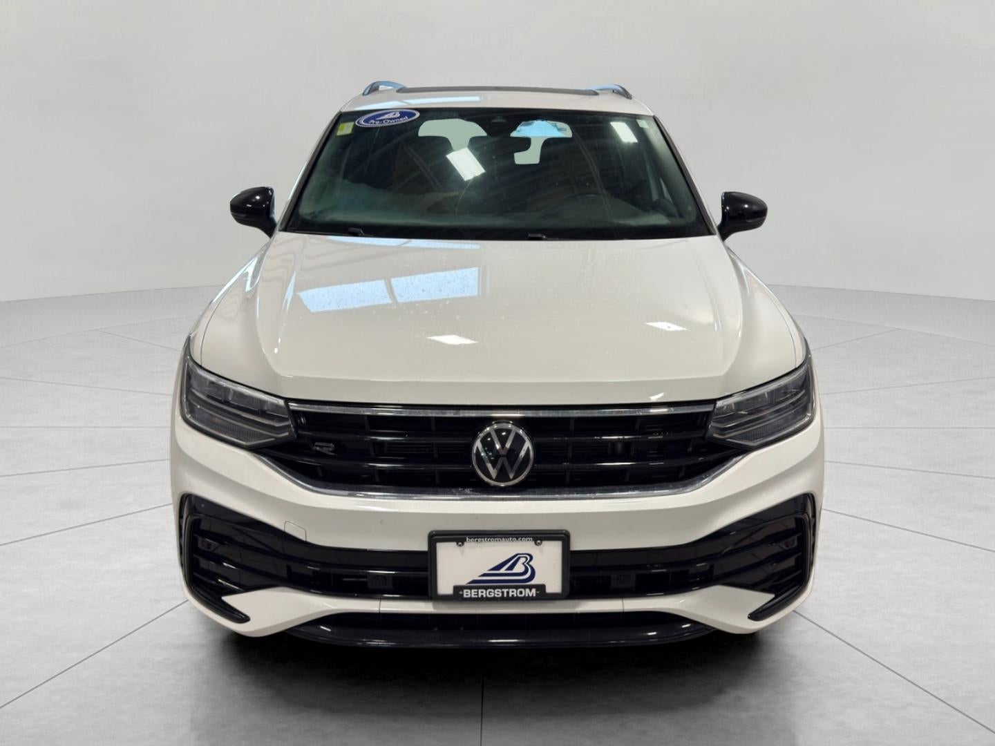 2022 Volkswagen Tiguan 2.0T SE R-Line Black 4MOTION