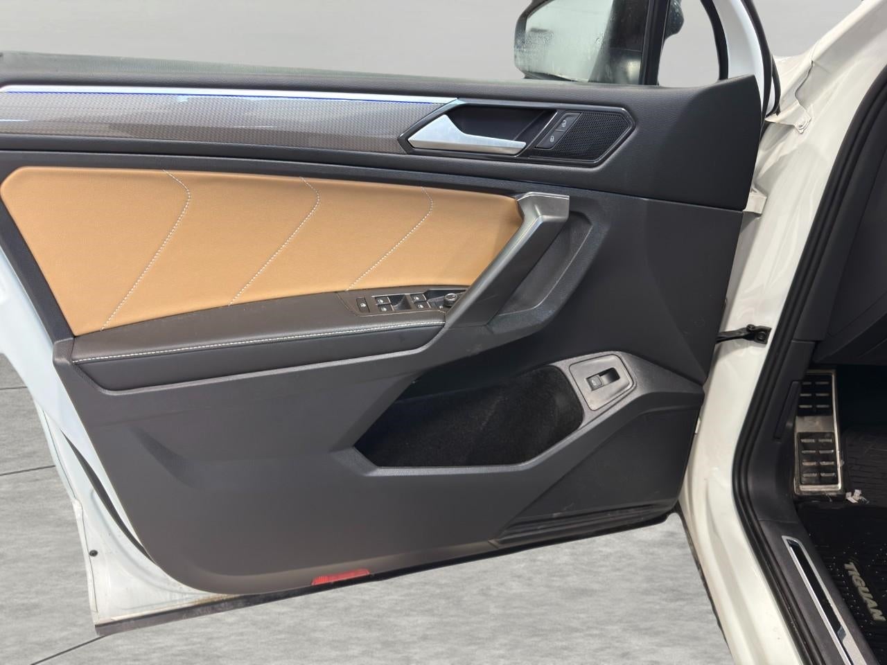 2022 Volkswagen Tiguan 2.0T SE R-Line Black 4MOTION