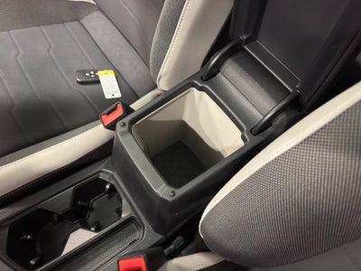 2025 Volkswagen Taos SE 4MOTION