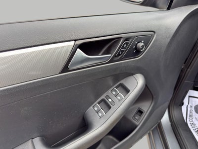 2016 Volkswagen Jetta 4dr Auto 1.4T SE