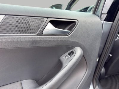 2016 Volkswagen Jetta 4dr Auto 1.4T SE