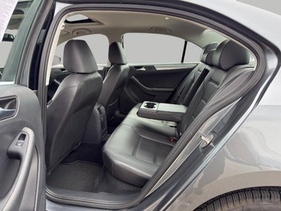 2016 Volkswagen Jetta 4dr Auto 1.4T SE