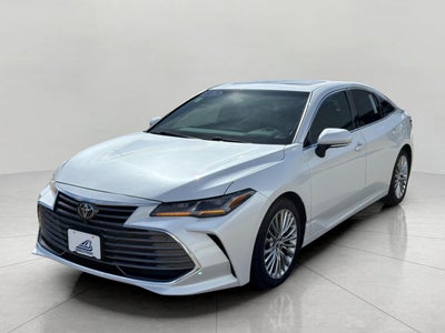 2019 Toyota AVALON SEDAN