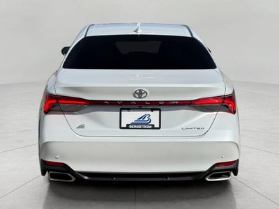 2019 Toyota AVALON SEDAN