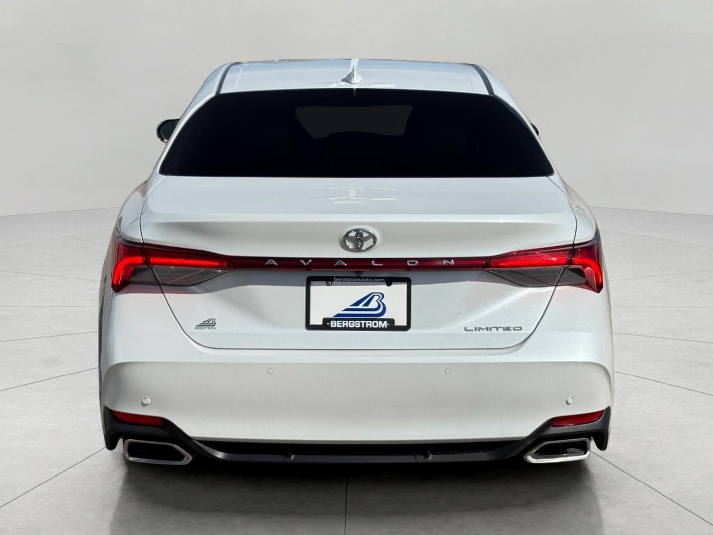 2019 Toyota AVALON SEDAN