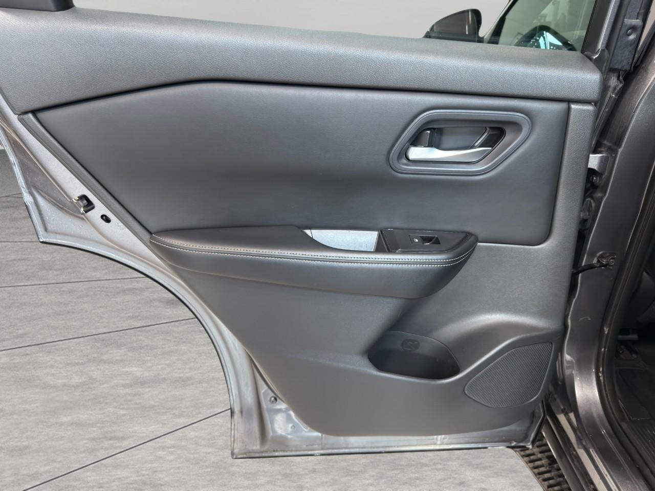 2024 Nissan Rogue AWD SV