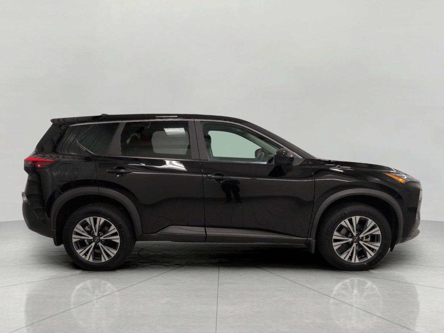 2023 Nissan Rogue AWD SV