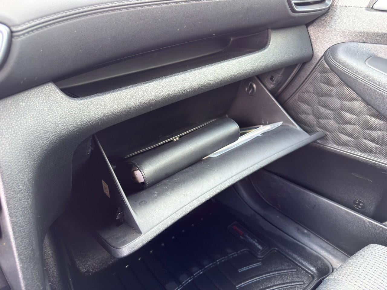 2019 Hyundai Santa Fe SEL 2.4L Auto FWD