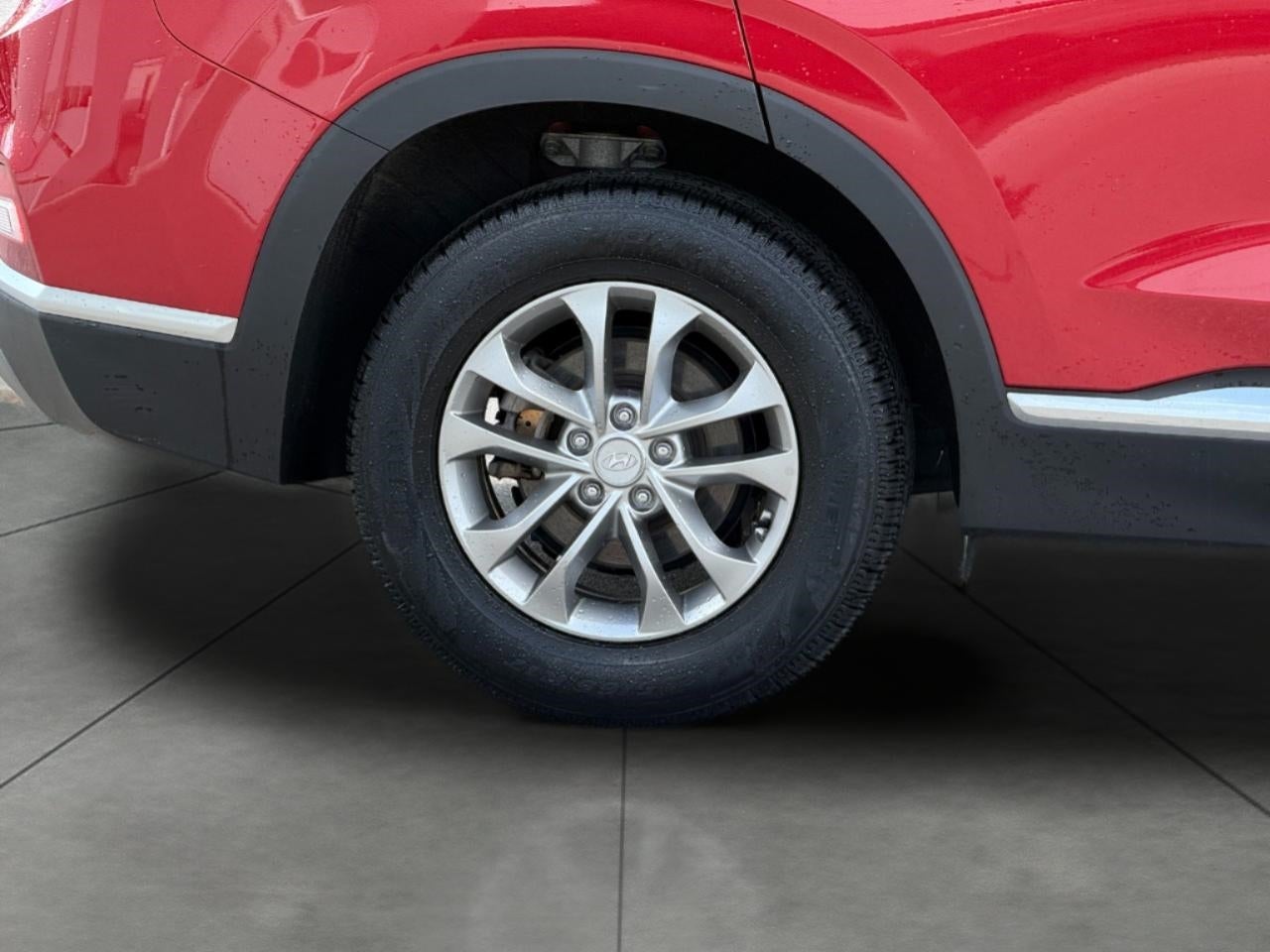 2019 Hyundai Santa Fe SEL 2.4L Auto FWD
