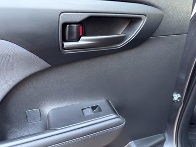 2023 Toyota Highlander Hybrid LE FWD