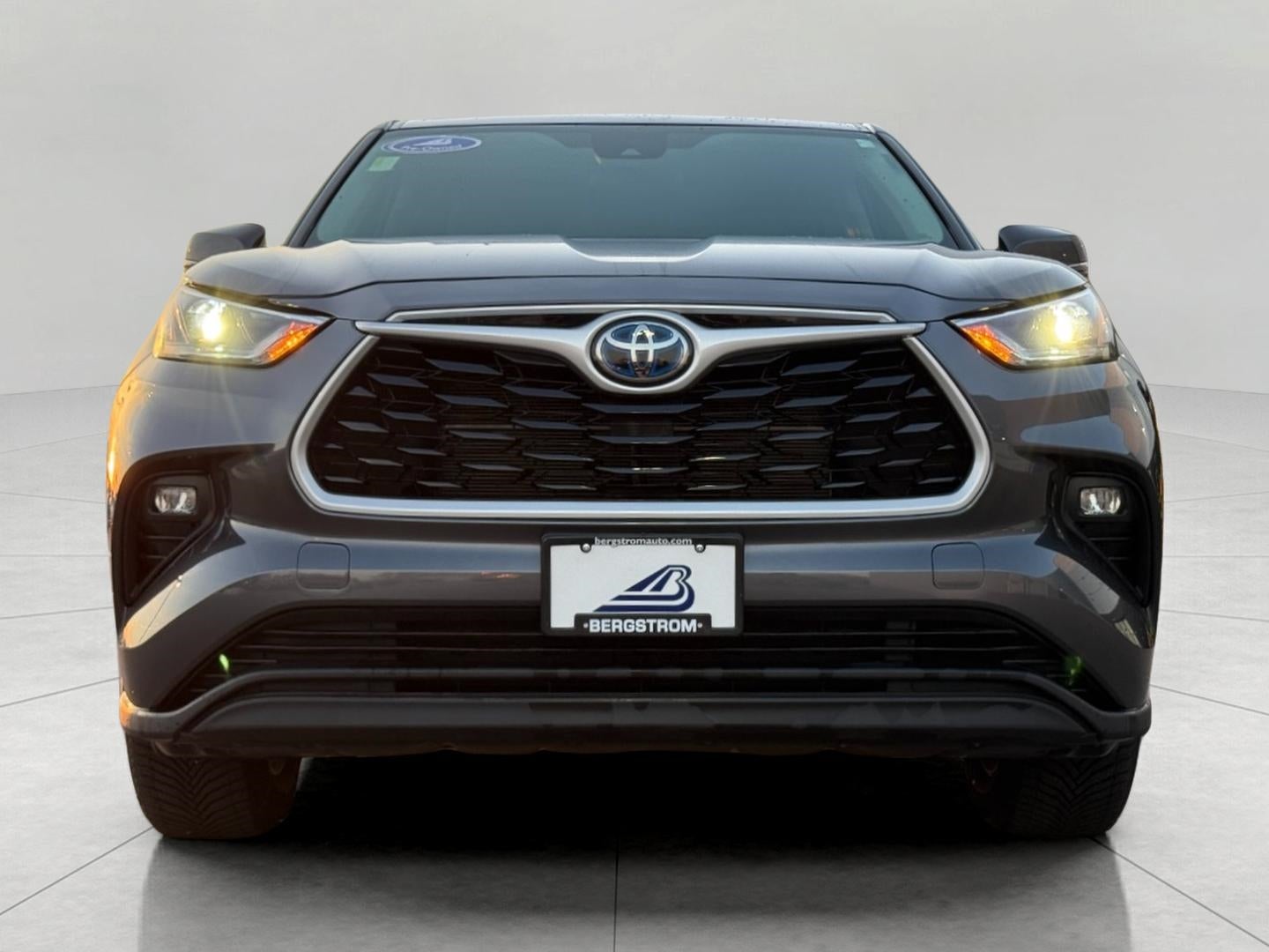 2023 Toyota Highlander Hybrid LE FWD