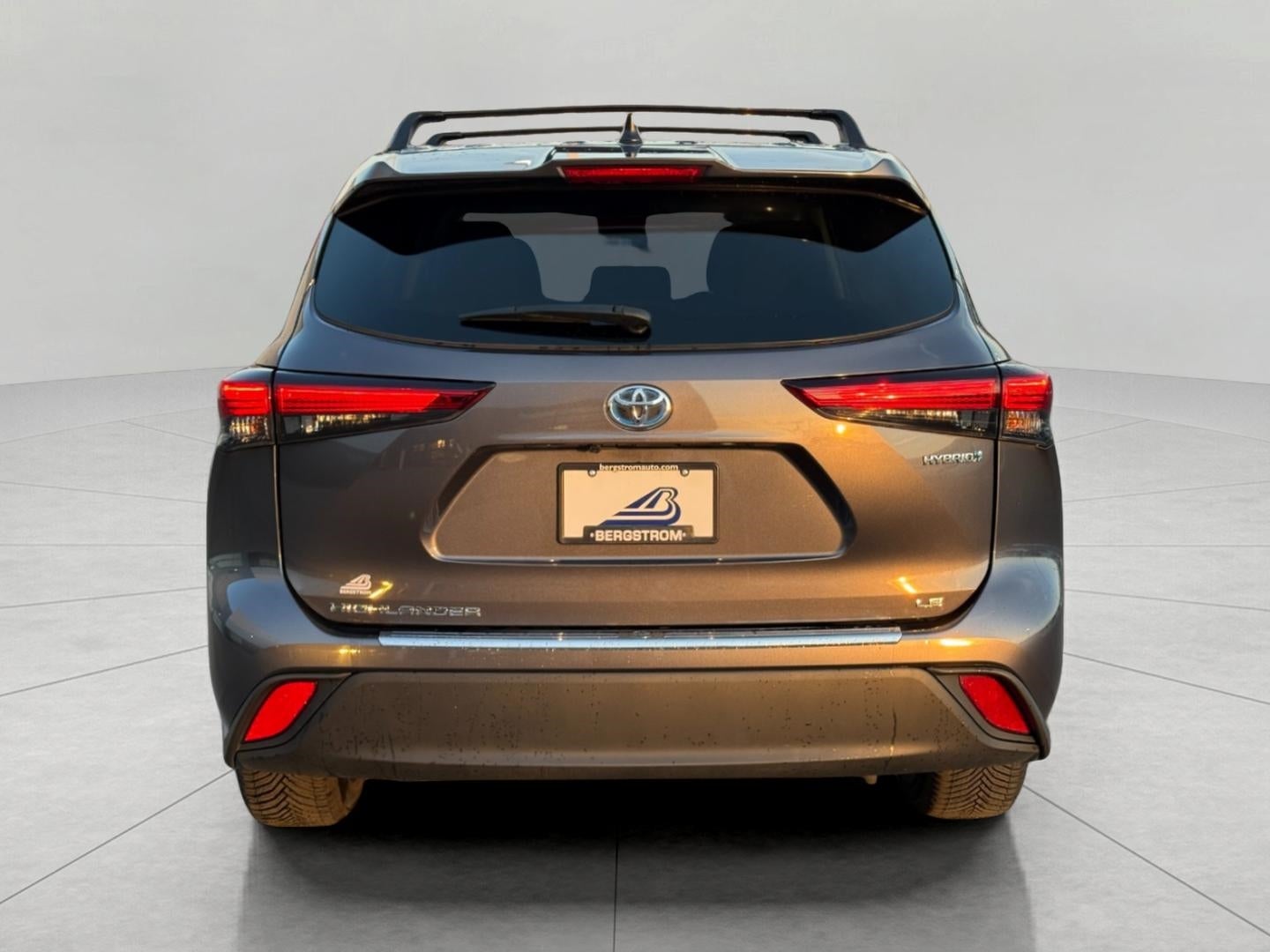 2023 Toyota Highlander Hybrid LE FWD