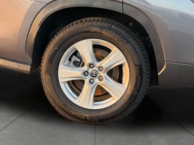 2023 Toyota Highlander Hybrid LE FWD